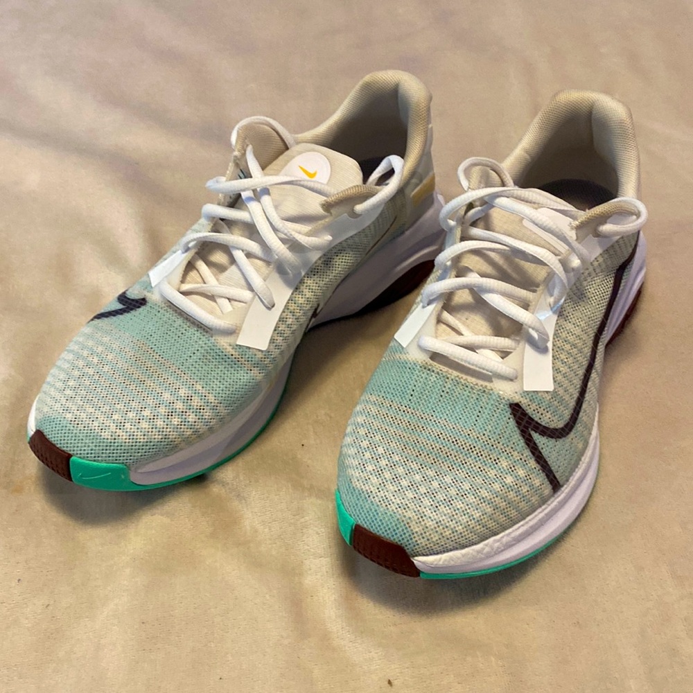 EUC NIKE ZOOMX Superrep Surge Running Sneaker M:10/EU:42